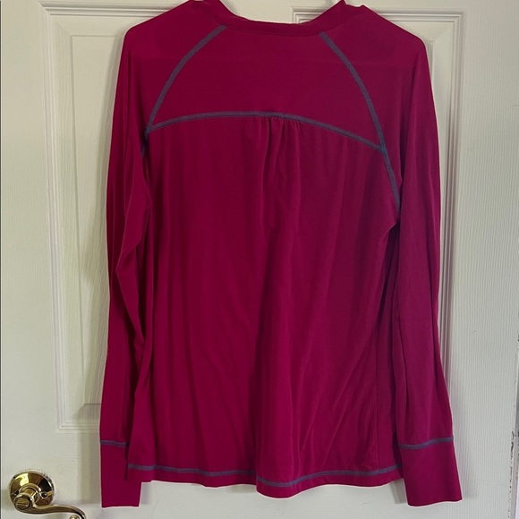 Cabela's Pink Buttoned Long Sleeve Tee - Picture 4 of 4